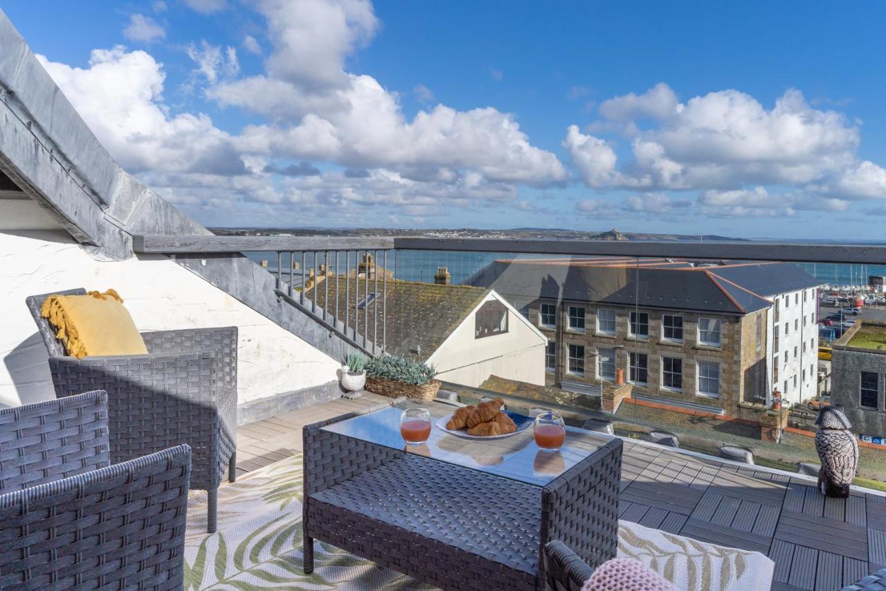 Stunning Views Over Mounts Bay With Balcony Penzance Kültér fotó