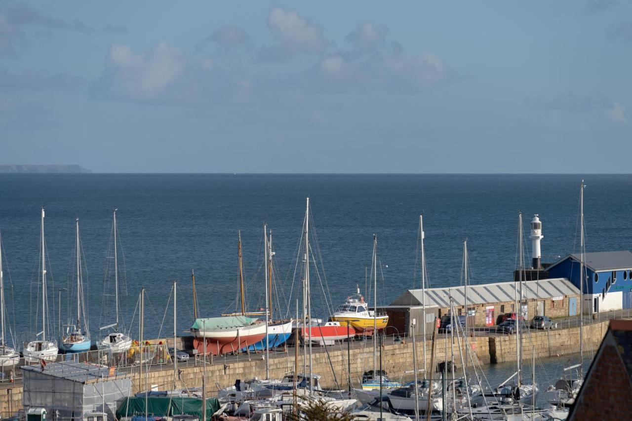 Stunning Views Over Mounts Bay With Balcony Penzance Kültér fotó